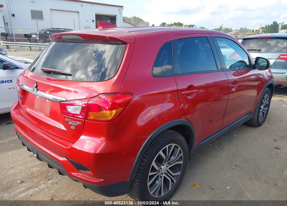 2018 MITSUBISHI OUTLANDER SPORT 2.4 SE VIN: JA4AP3AW3JU012975