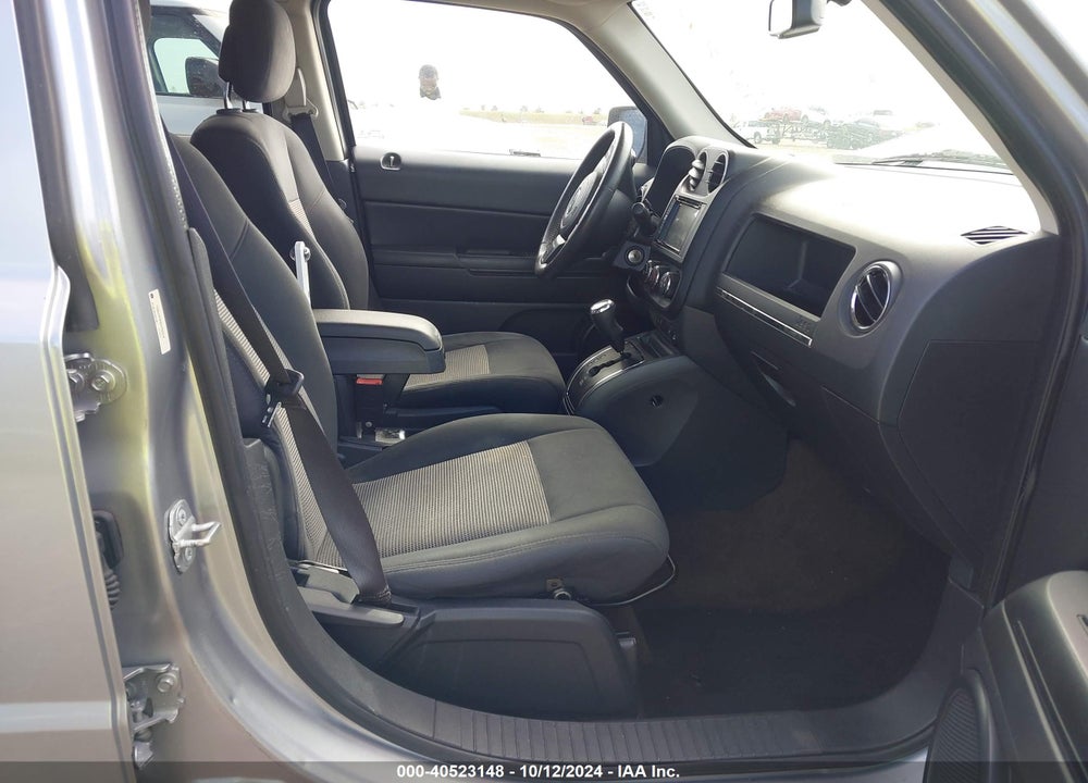 2014 JEEP PATRIOT LATITUDE VIN: 1C4NJRFB9ED792410