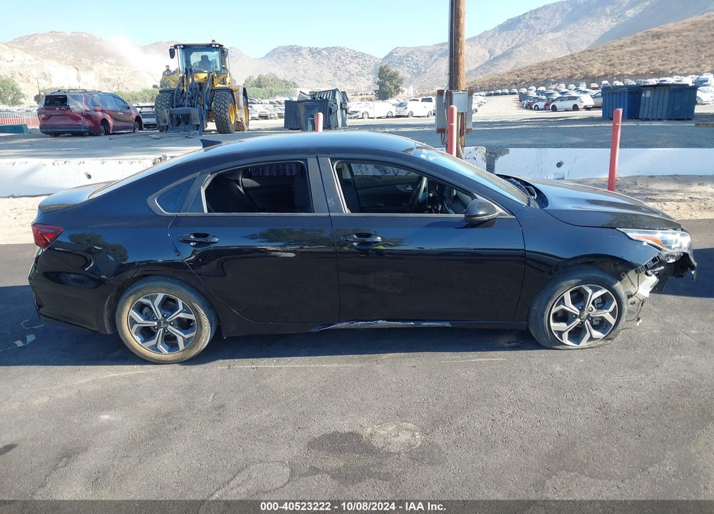 2019 KIA FORTE LXS VIN: 3KPF24ADXKE016486