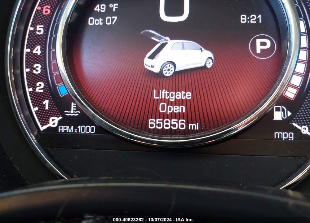 2018 FIAT 500 LOUNGE VIN: 3C3CFFCH1JT523794