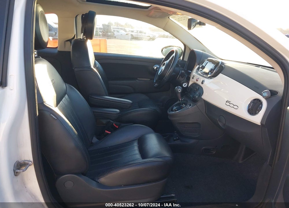 2018 FIAT 500 LOUNGE VIN: 3C3CFFCH1JT523794