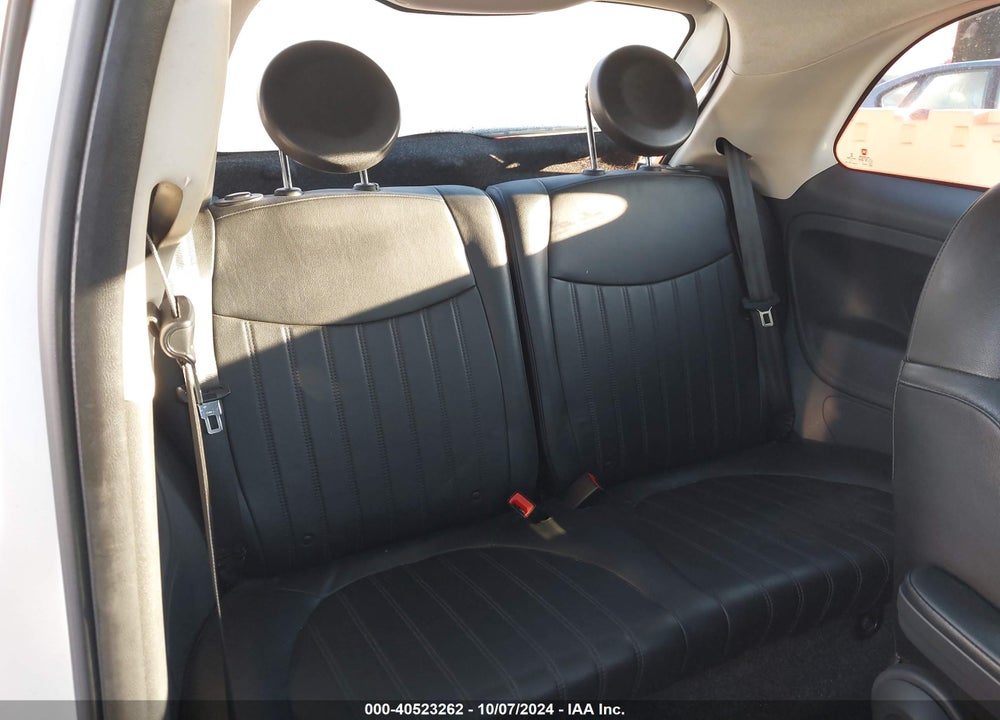 2018 FIAT 500 LOUNGE VIN: 3C3CFFCH1JT523794
