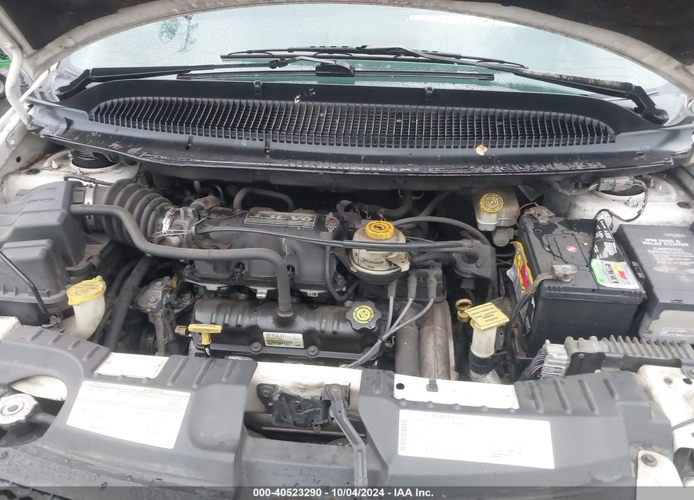 2002 DODGE GRAND CARAVAN SPORT VIN: 2B4GP44362R740146