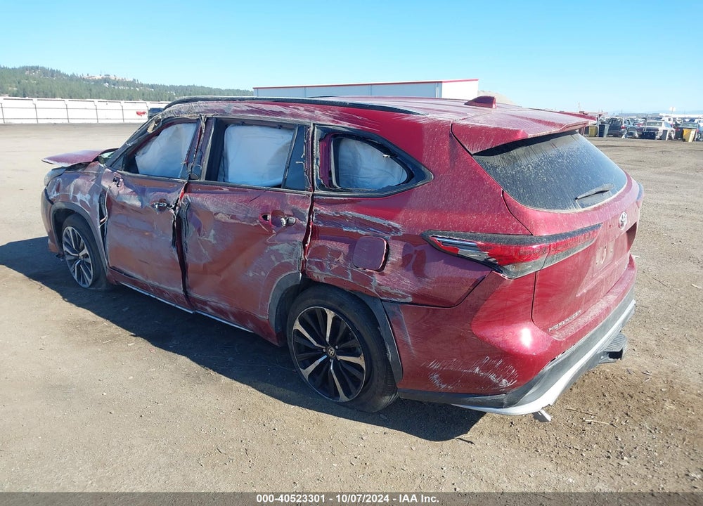 2021 TOYOTA HIGHLANDER XSE VIN: 5TDLZRBH2MS098350