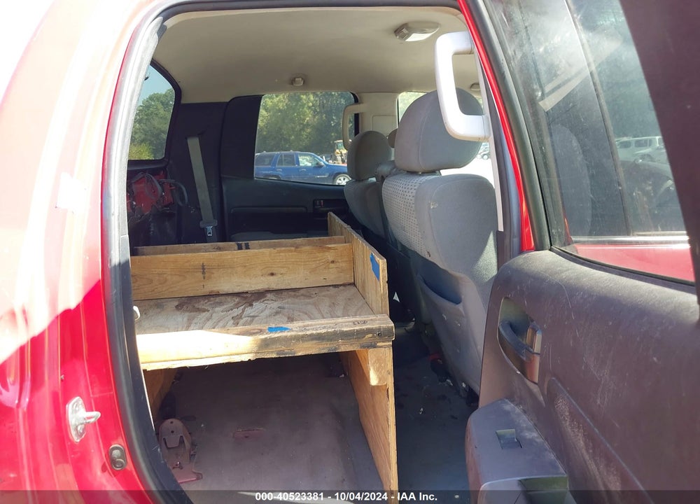 2010 TOYOTA TUNDRA GRADE 5.7L V8 VIN: 5TFCY5F10AX010961