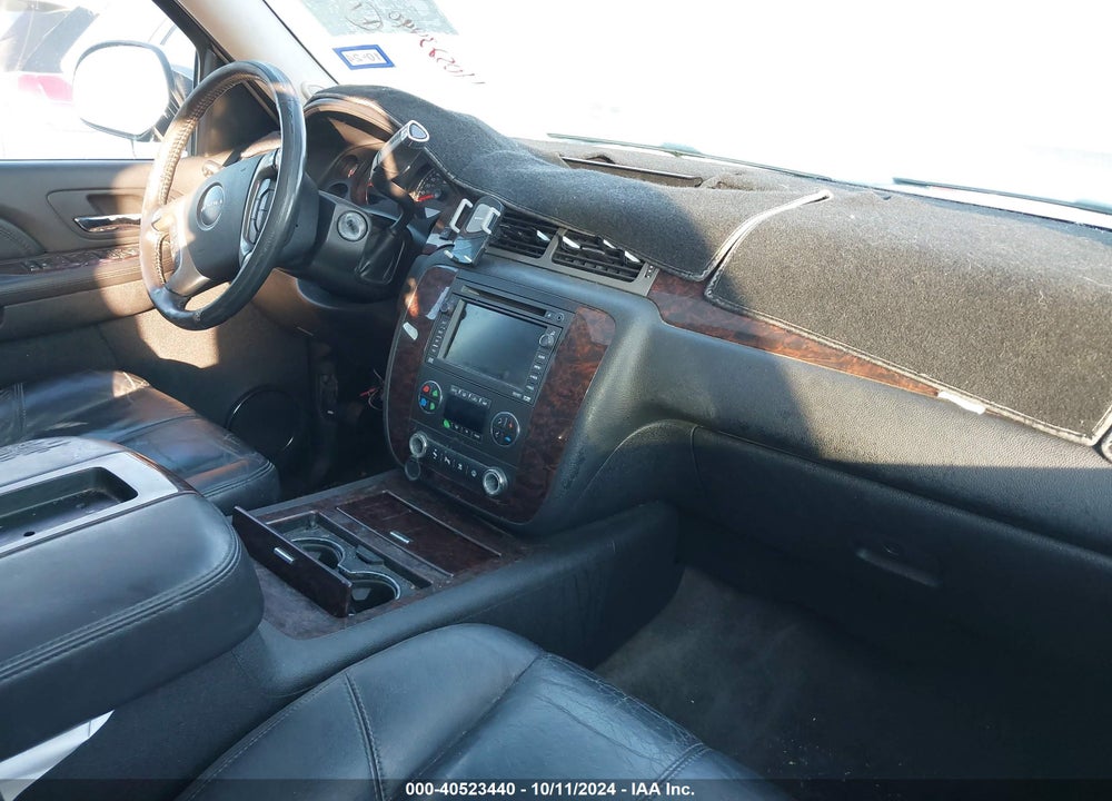 2008 GMC YUKON XL 1500 DENALI VIN: 1GKFC66888J187841