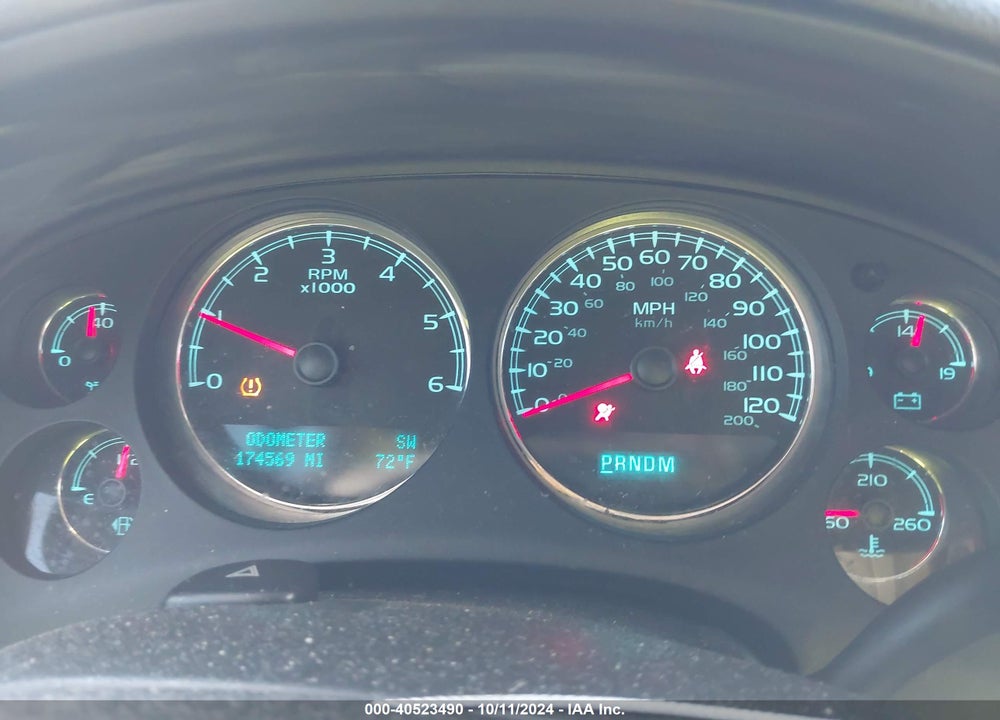 2010 CHEVROLET TAHOE LTZ VIN: 1GNUCCE01AR185814