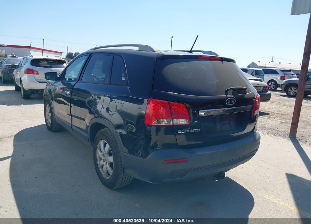 2012 KIA SORENTO LX VIN: 5XYKT3A64CG293954