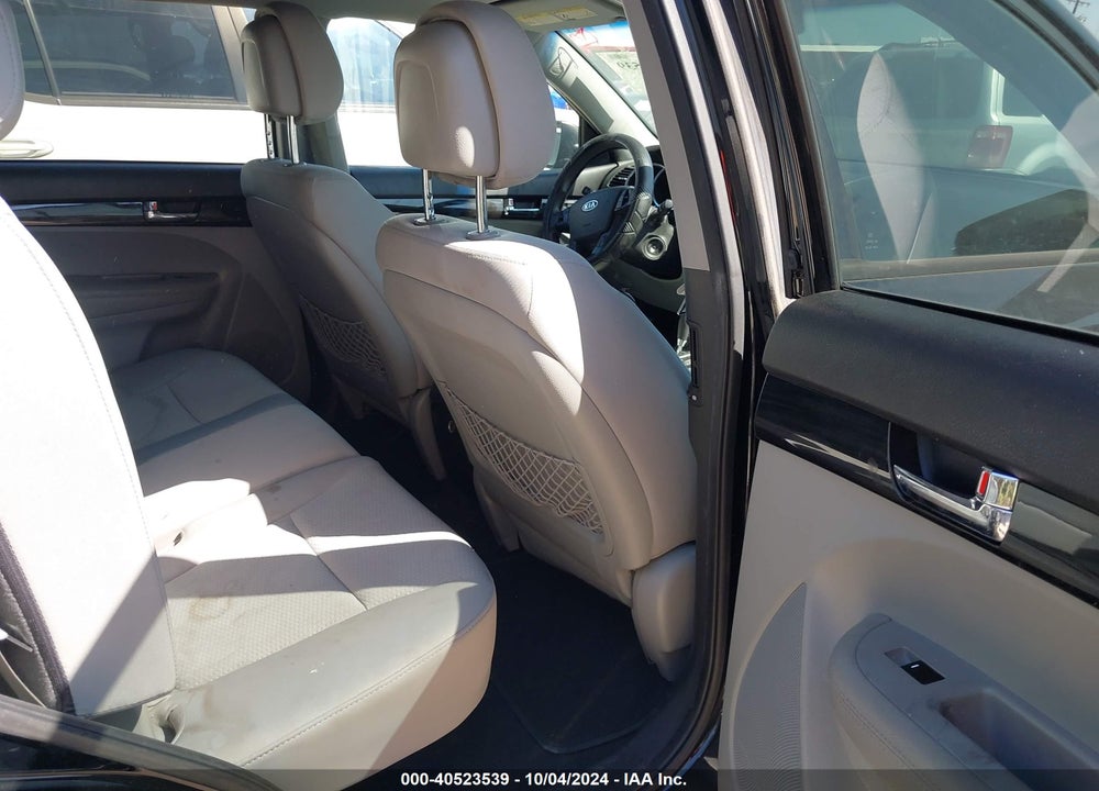 2012 KIA SORENTO LX VIN: 5XYKT3A64CG293954