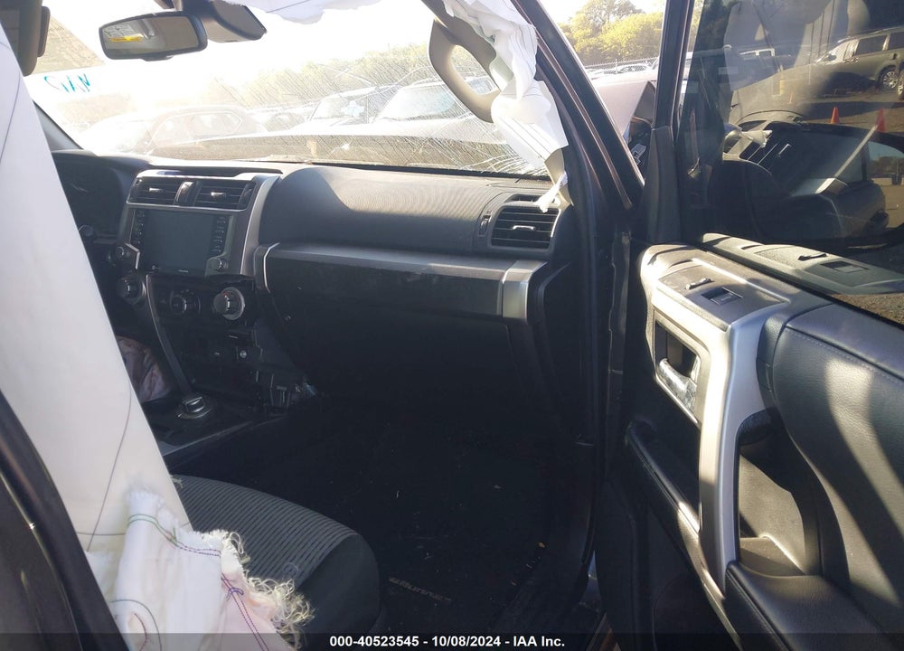 2021 TOYOTA 4RUNNER SR5 VIN: JTEMU5JR5M5938581