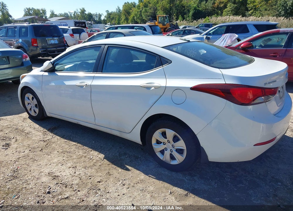 2016 HYUNDAI ELANTRA SE VIN: 5NPDH4AE4GH668778