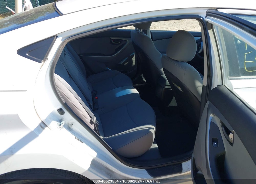 2016 HYUNDAI ELANTRA SE VIN: 5NPDH4AE4GH668778