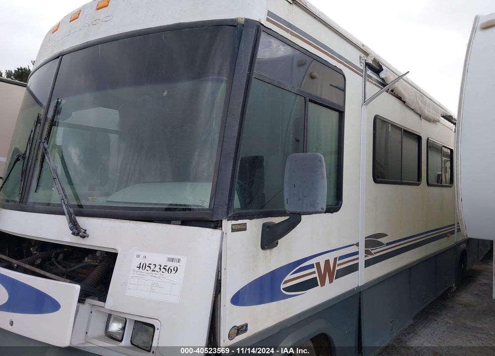 2001 WINNEBAGO WPF33V VIN: 5B4LP57G213328177
