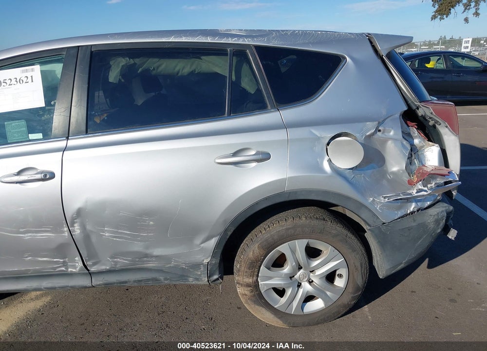 2015 TOYOTA RAV4 LE VIN: 2T3ZFREV8FW157746