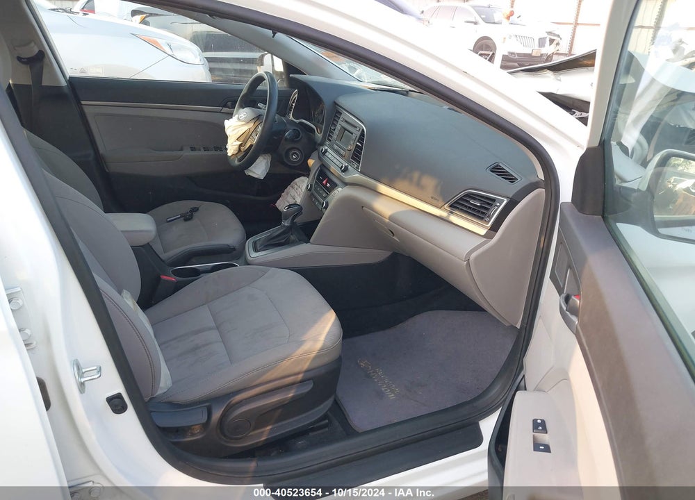 2017 HYUNDAI ELANTRA SE VIN: 5NPD74LF4HH102906