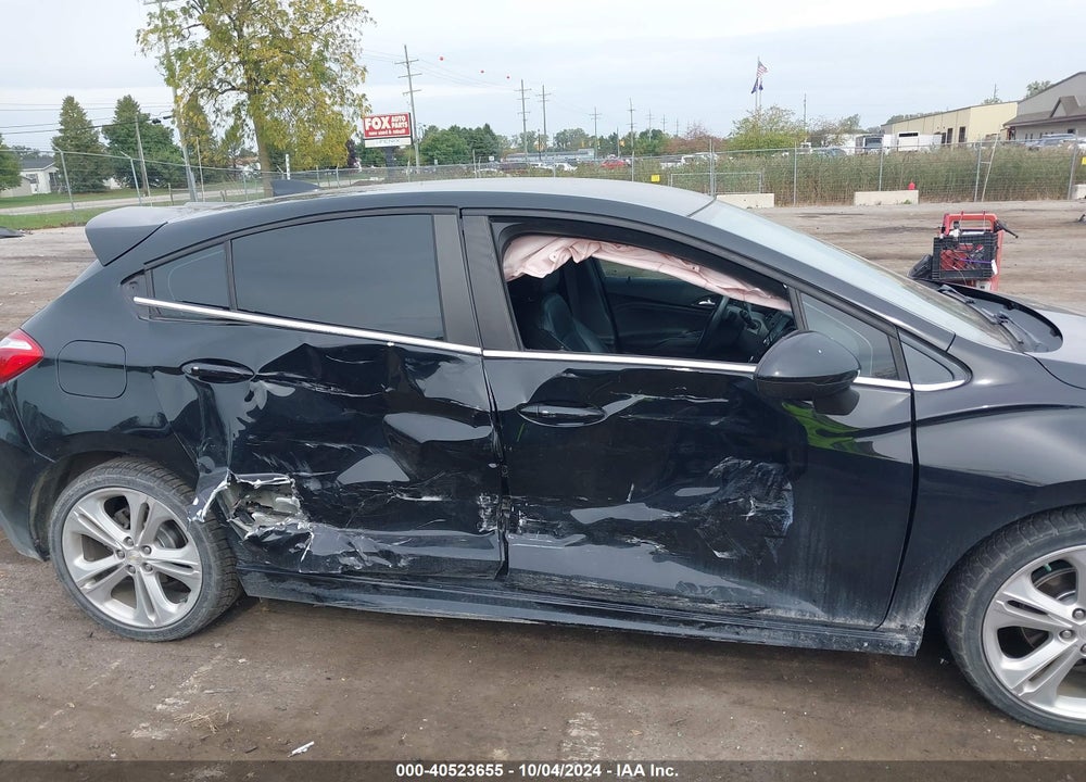 2018 CHEVROLET CRUZE LT MANUAL VIN: 3G1BG6SE9JS531202
