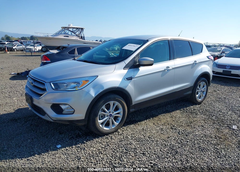 2017 FORD ESCAPE SE VIN: 1FMCU9GD7HUD12881