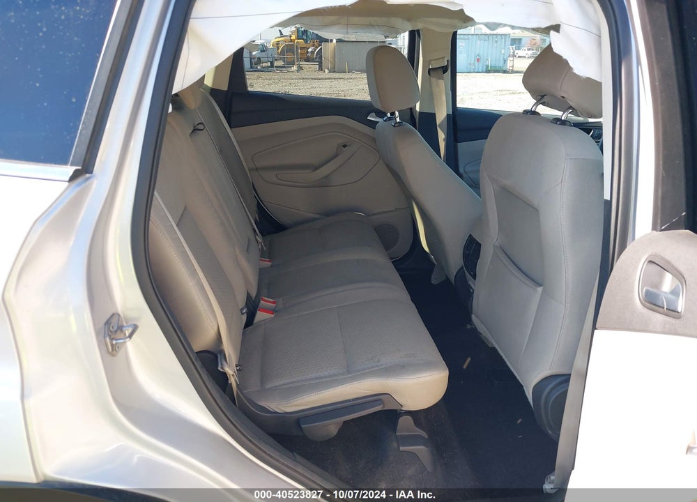 2017 FORD ESCAPE SE VIN: 1FMCU9GD7HUD12881