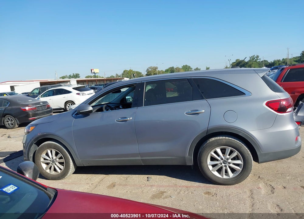 2020 KIA SORENTO 3.3L LX VIN: 5XYPG4A52LG683488