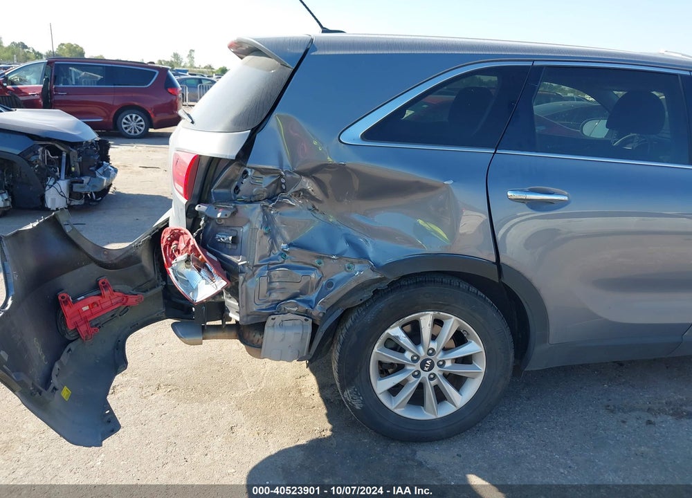 2020 KIA SORENTO 3.3L LX VIN: 5XYPG4A52LG683488