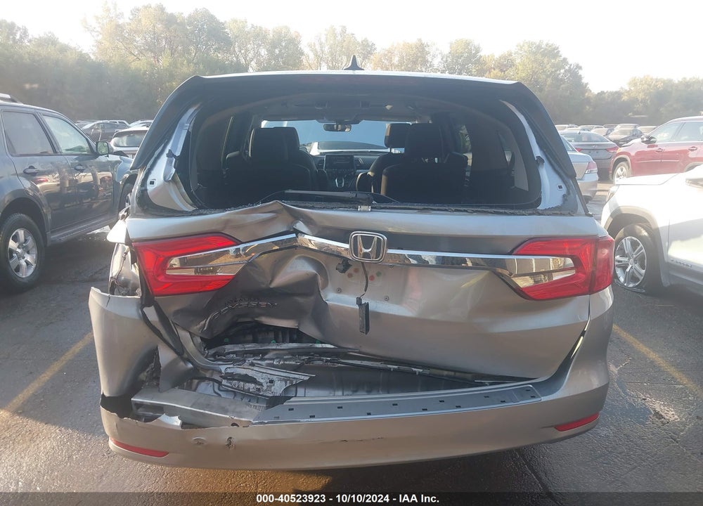 2018 HONDA ODYSSEY EX-L VIN: 5FNRL6H7XJB015367