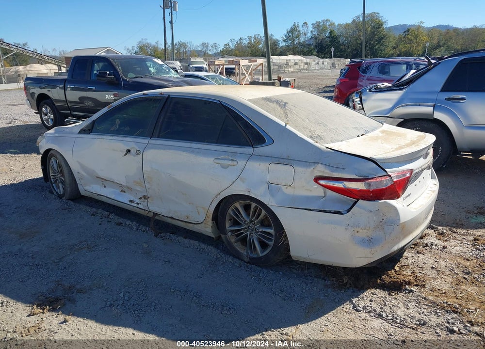 2017 TOYOTA CAMRY SE VIN: 4T1BF1FK3HU324212