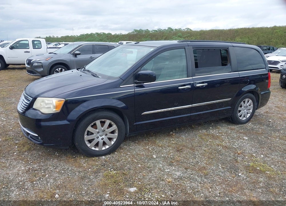 2011 CHRYSLER TOWN & COUNTRY TOURING-L VIN: 2A4RR8DG2BR617986