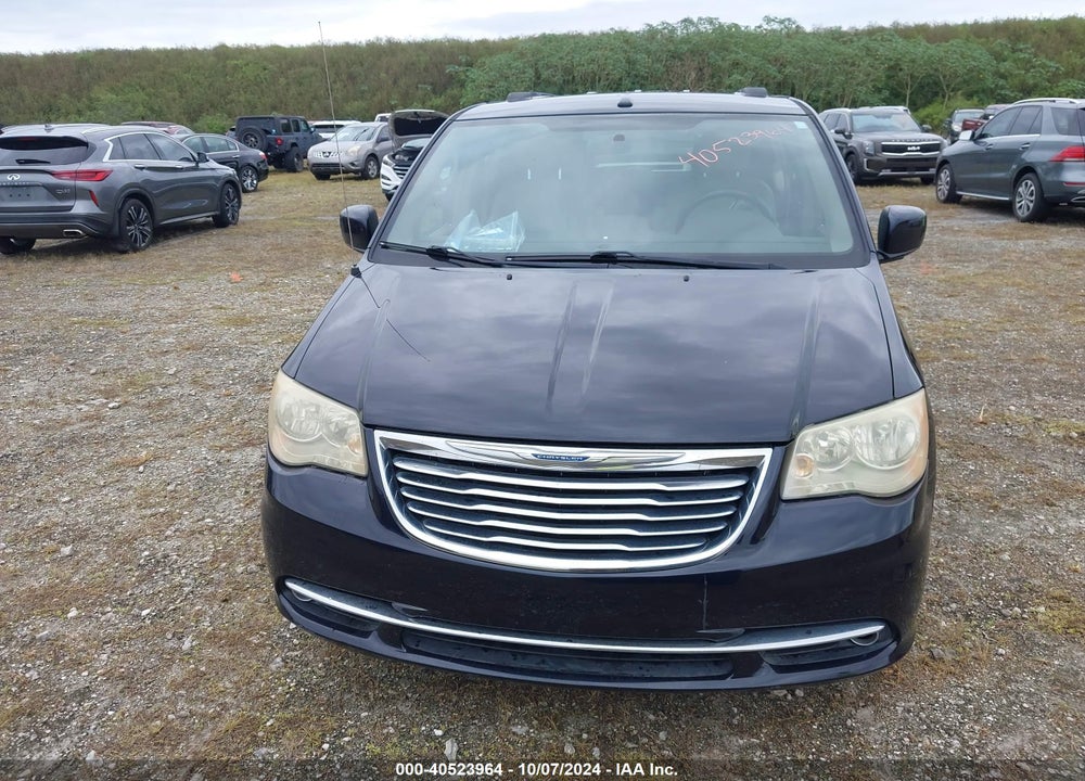 2011 CHRYSLER TOWN & COUNTRY TOURING-L VIN: 2A4RR8DG2BR617986
