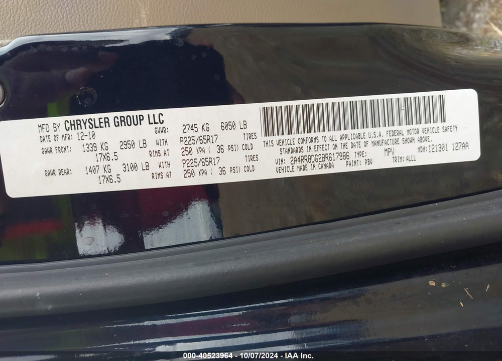 2011 CHRYSLER TOWN & COUNTRY TOURING-L VIN: 2A4RR8DG2BR617986