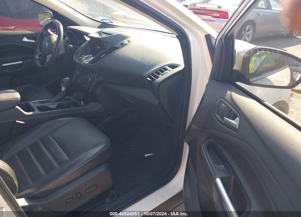 2017 FORD ESCAPE TITANIUM VIN: 1FMCU0J92HUE93419