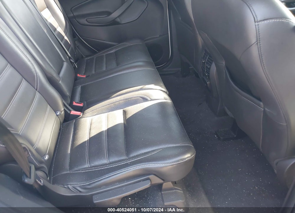 2017 FORD ESCAPE TITANIUM VIN: 1FMCU0J92HUE93419