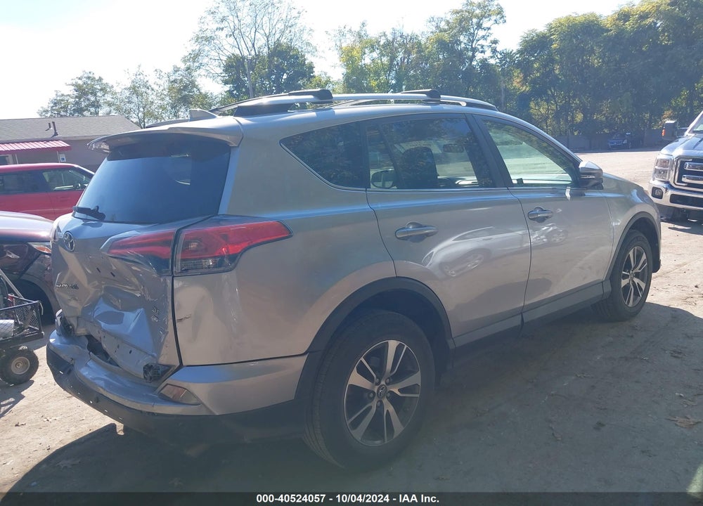 2016 TOYOTA RAV4 XLE VIN: 2T3RFREV6GW439241