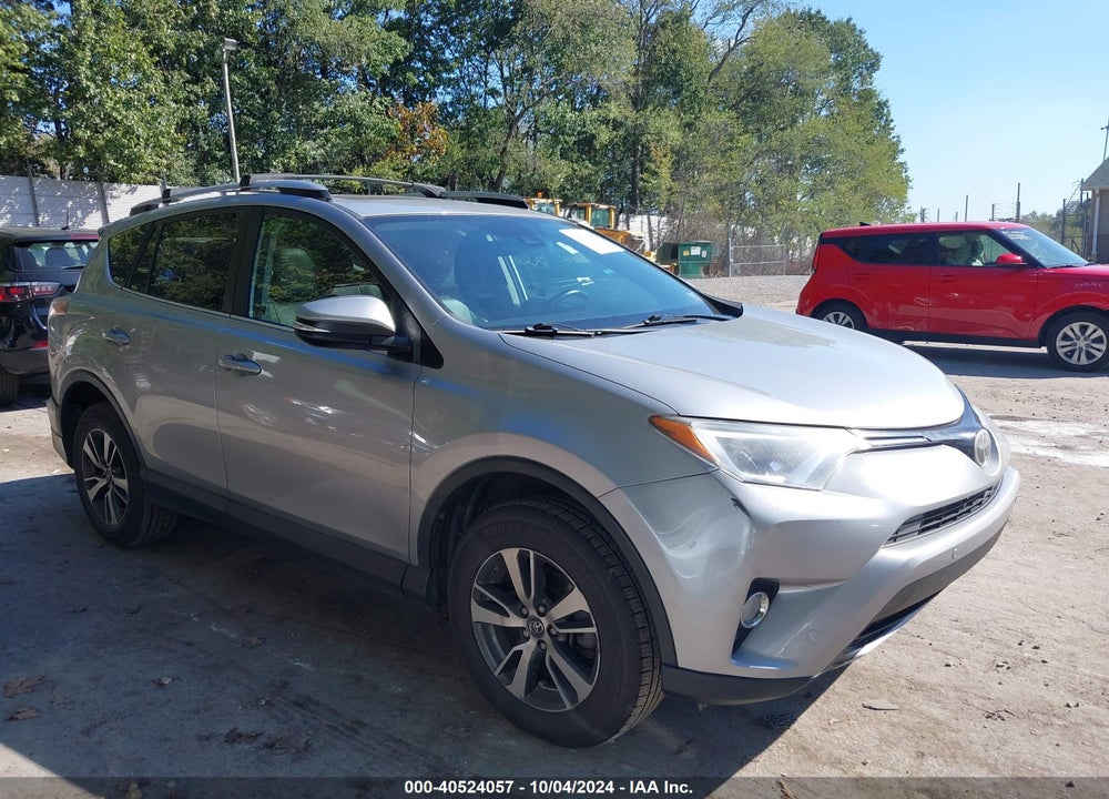 2016 TOYOTA RAV4 XLE VIN: 2T3RFREV6GW439241