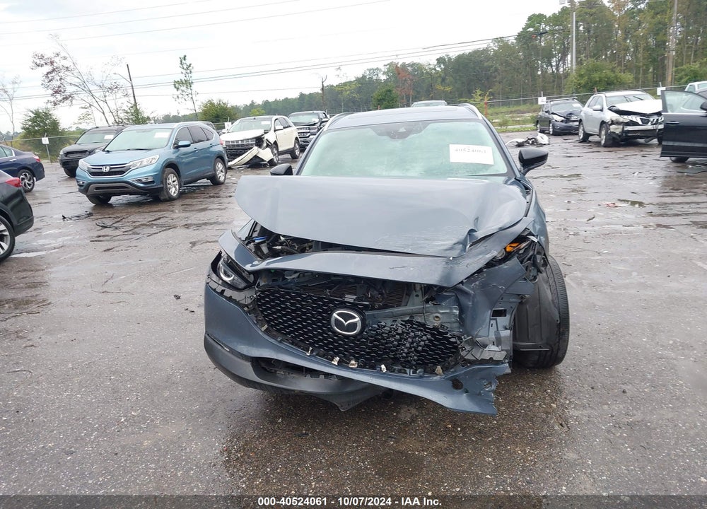 2022 MAZDA CX-30 CARBON EDITION VIN: 3MVDMBCL1NM401941
