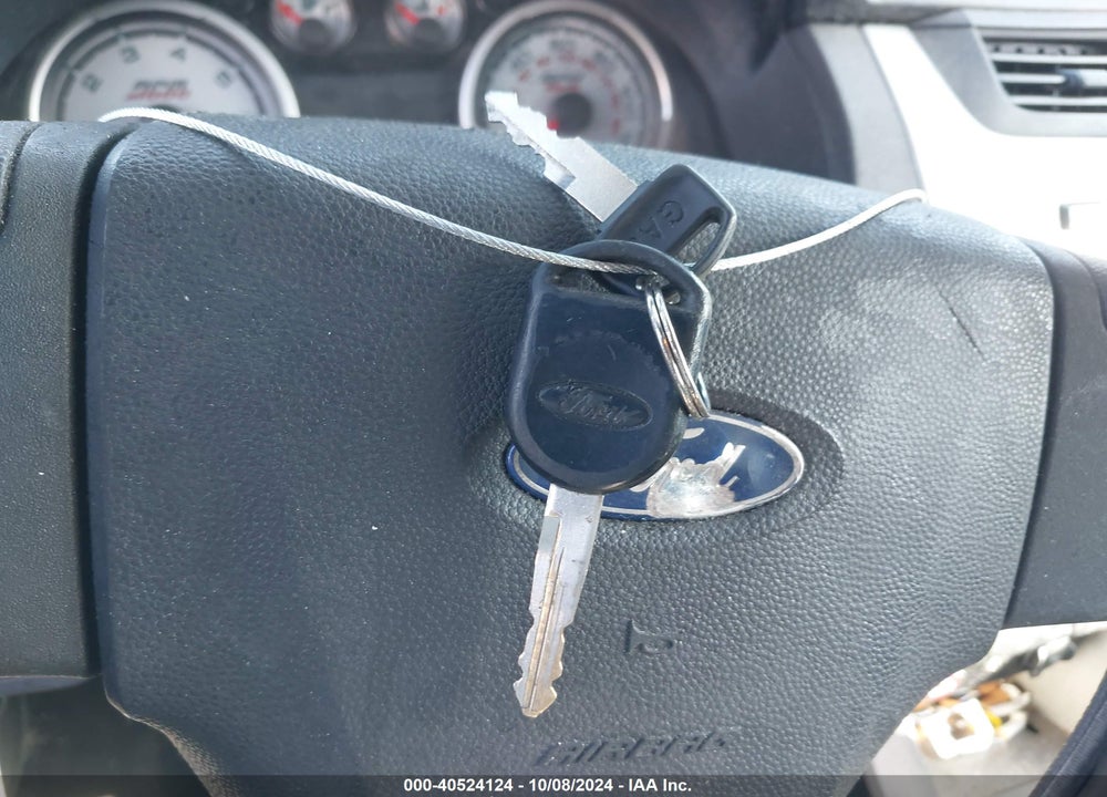 2010 FORD FOCUS SE VIN: 1FAHP3FN9AW188279
