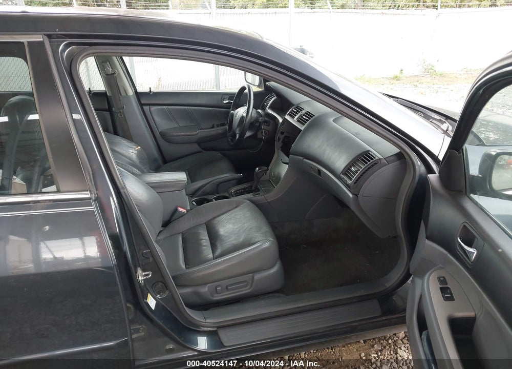 2007 HONDA ACCORD 3.0 EX VIN: 1HGCM665X7A074295