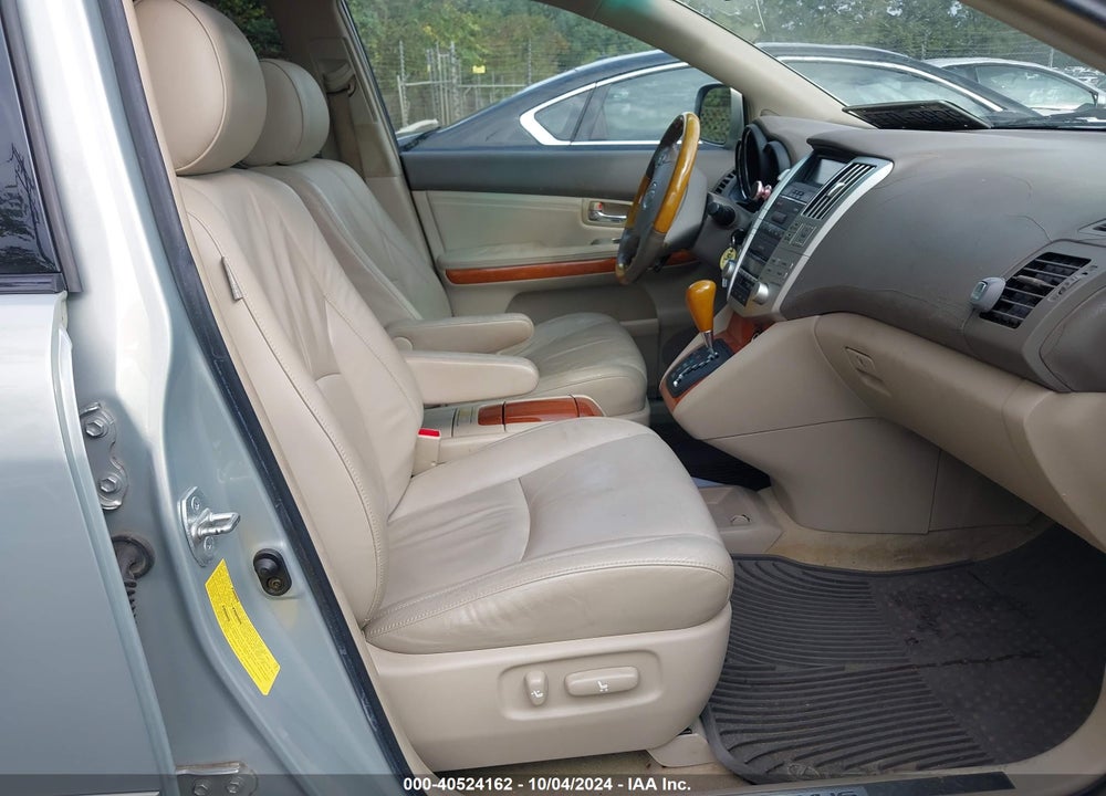 2004 LEXUS RX 330 VIN: JTJGA31U840015041