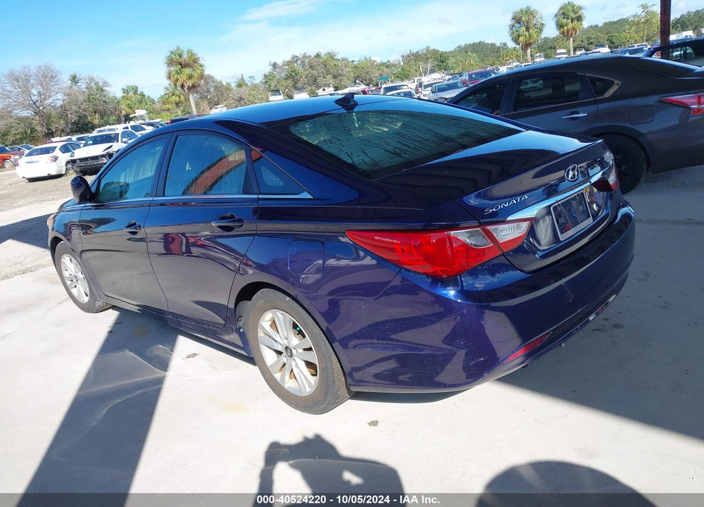 2013 HYUNDAI SONATA GLS VIN: 5NPEB4AC7DH704995