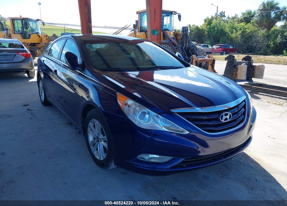 2013 HYUNDAI SONATA GLS VIN: 5NPEB4AC7DH704995