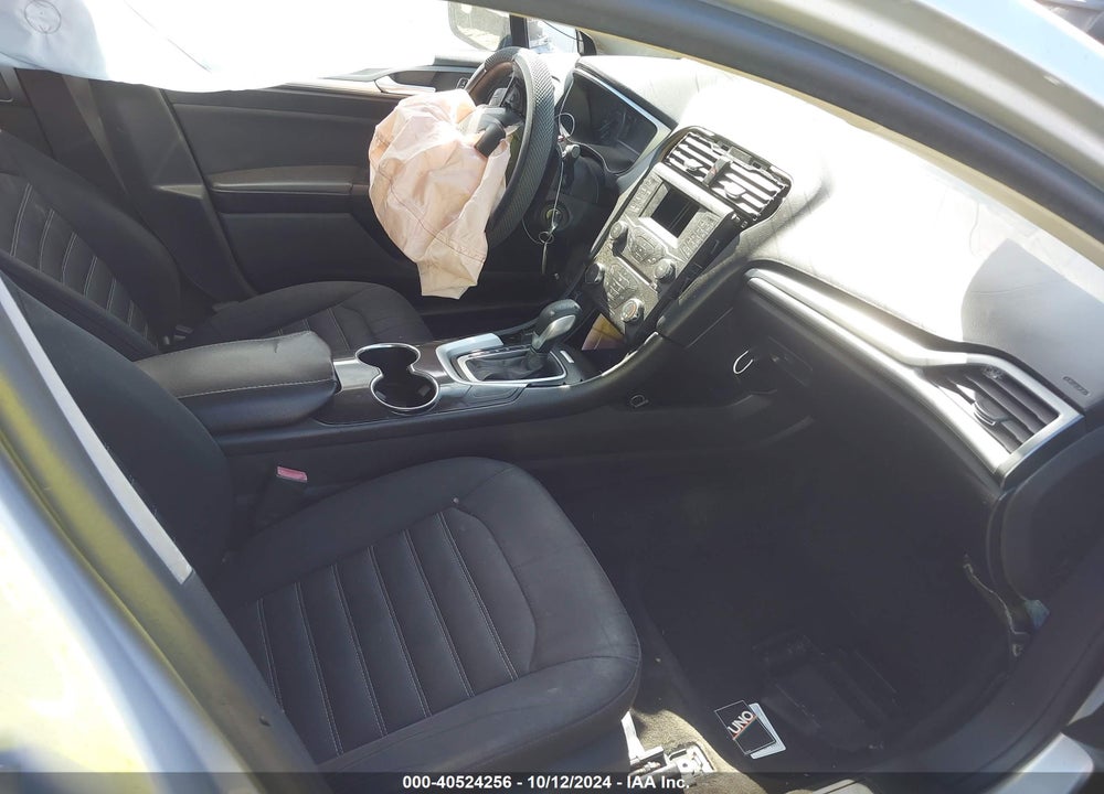 2015 FORD FUSION SE VIN: 3FA6P0H74FR299482