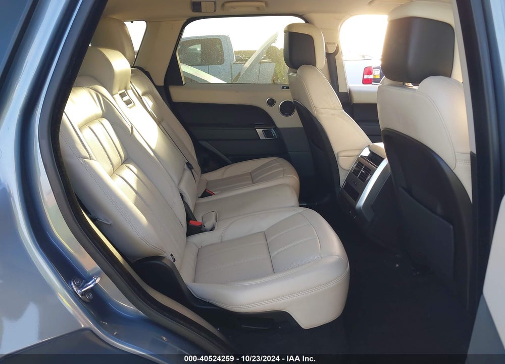 2019 LAND ROVER RANGE ROVER SPORT HSE TD6 VIN: SALWR2RK1KA857515