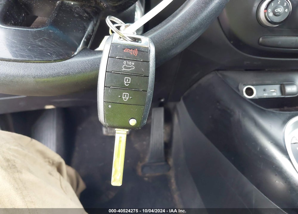 2015 KIA SOUL VIN: KNDJN2A25F7783835