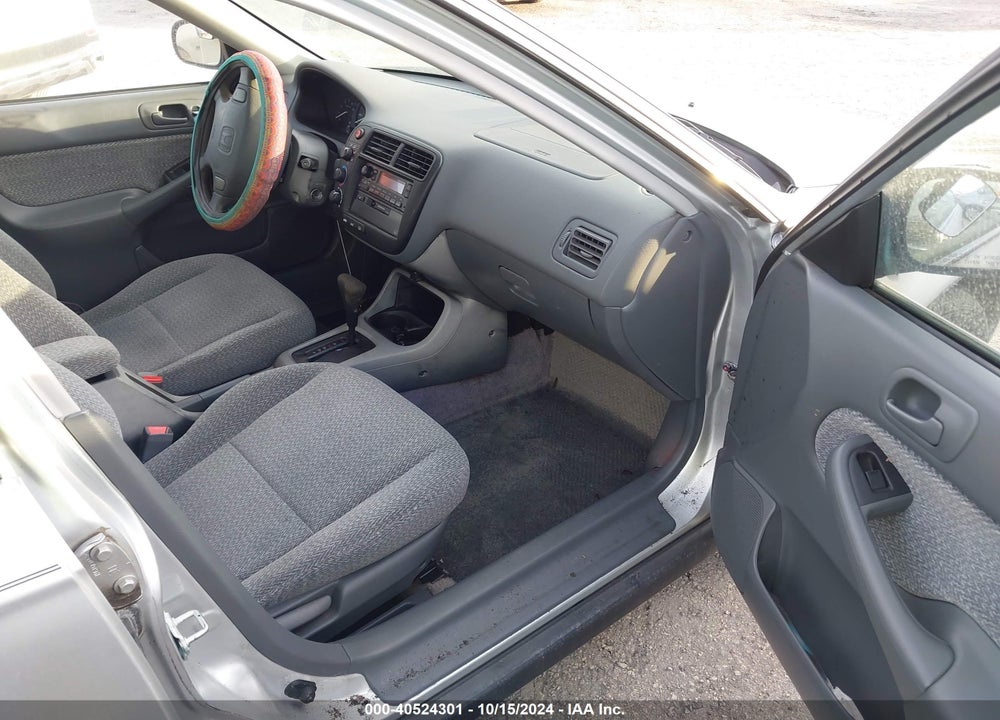 1999 HONDA CIVIC LX VIN: 2HGEJ6679XH568216