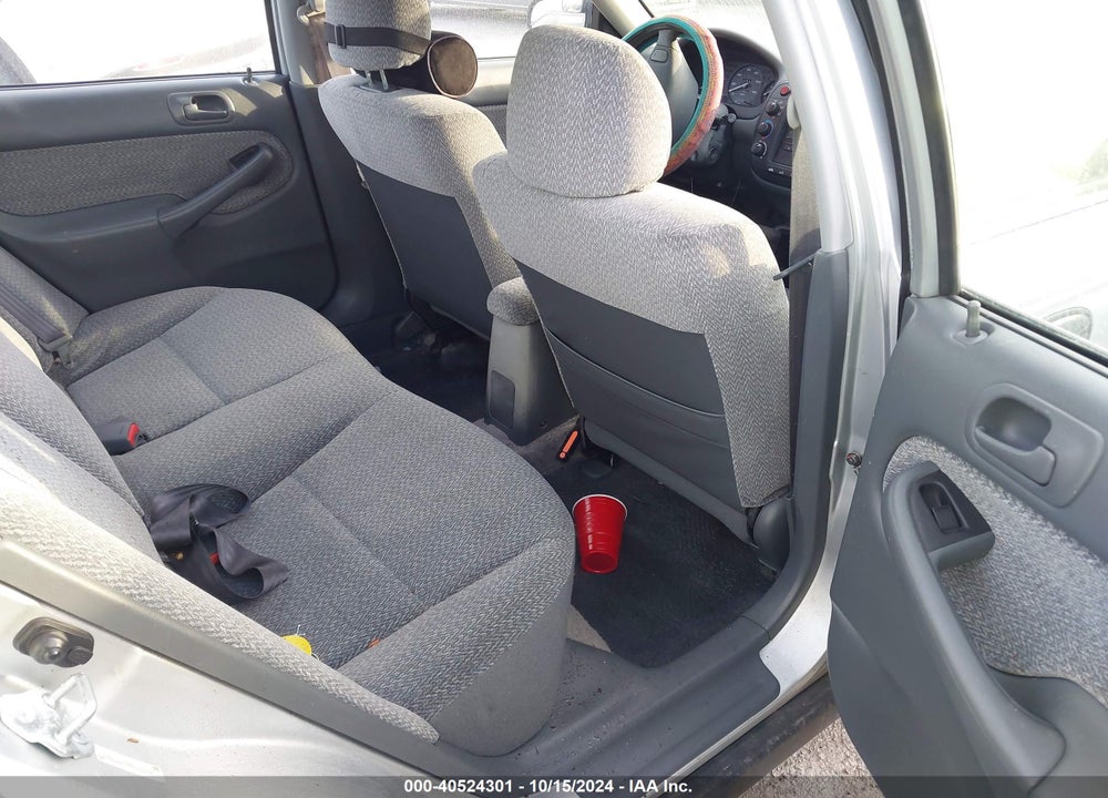 1999 HONDA CIVIC LX VIN: 2HGEJ6679XH568216