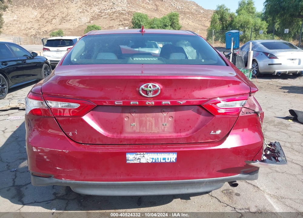 2019 TOYOTA CAMRY LE VIN: 4T1B11HK5KU707376