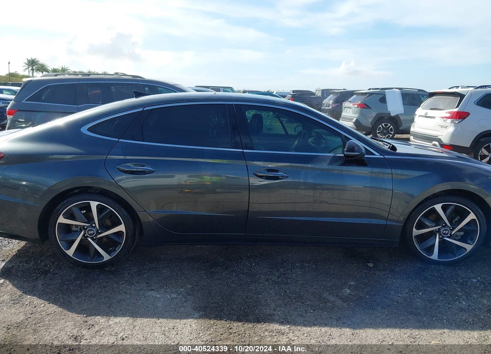2022 HYUNDAI SONATA SEL PLUS VIN: KMHL44J28NA239821