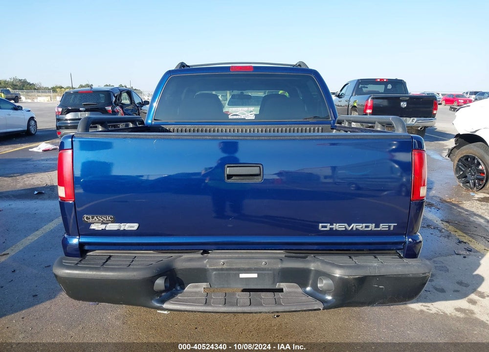 2004 CHEVROLET S-10 LS VIN: 1GCDT13X94K136869