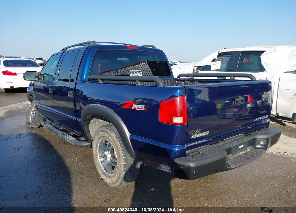 2004 CHEVROLET S-10 LS VIN: 1GCDT13X94K136869
