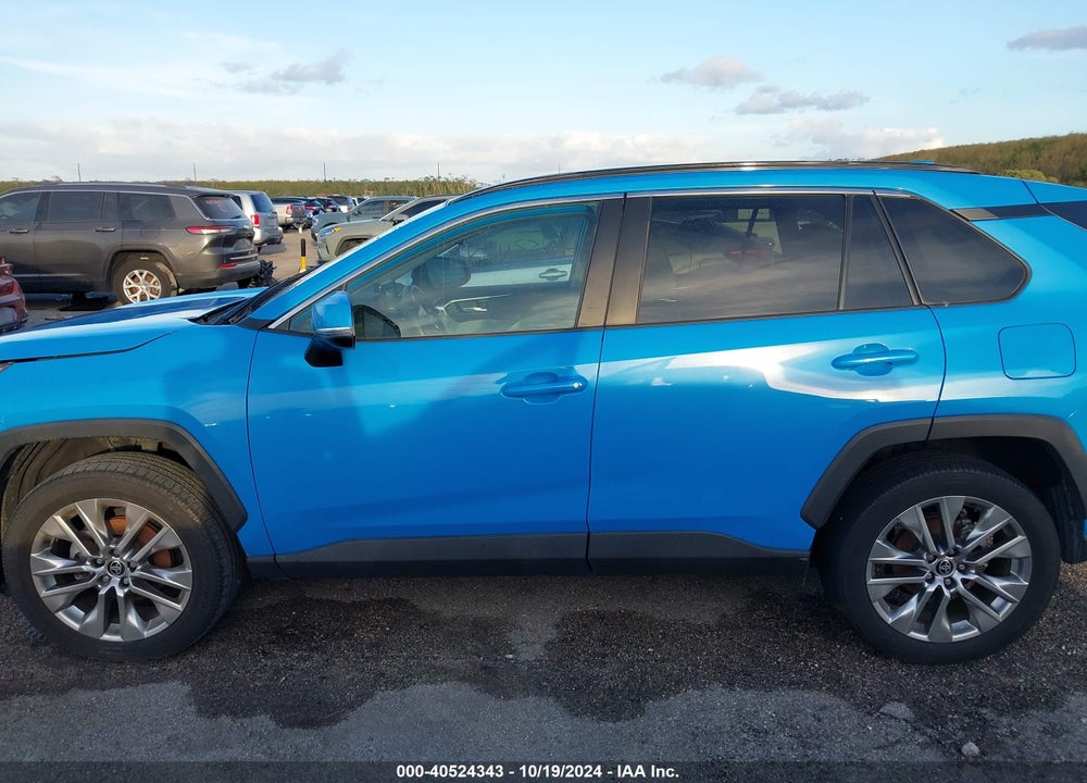 2021 TOYOTA RAV4 XLE PREMIUM VIN: 2T3C1RFV1MW154137