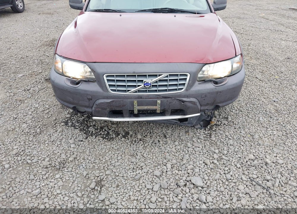 2002 VOLVO V70 XC VIN: YV1SZ58D821080366